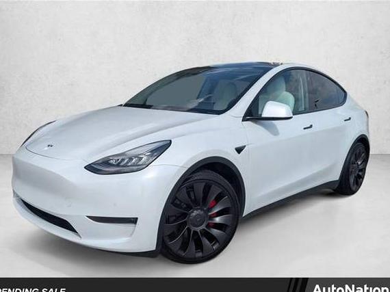 TESLA MODEL Y 2020 5YJYGDEF3LF037682 image